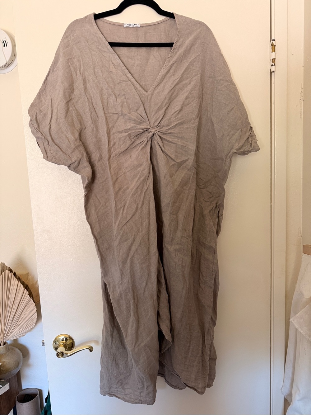 Relaxed Knot-Front Midi Dress in Taupe/Greige
